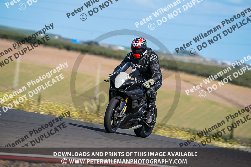 cadwell no limits trackday;cadwell park;cadwell park photographs;cadwell trackday photographs;enduro digital images;event digital images;eventdigitalimages;no limits trackdays;peter wileman photography;racing digital images;snetterton;snetterton no limits trackday;snetterton photographs;snetterton trackday photographs;trackday digital images;trackday photos